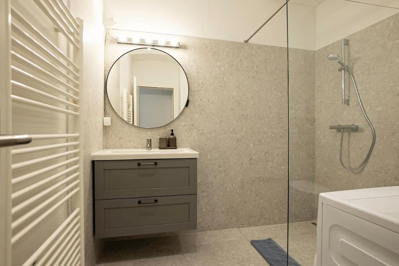 Experience Fresh Comfort In Our Brand-New Apartment In Vienna'S 17Th District