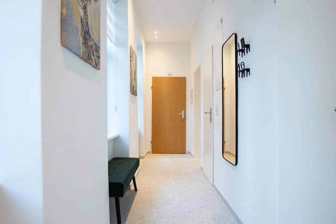 Experience Fresh Comfort In Our Brand-New Apartment In Vienna'S 17Th District