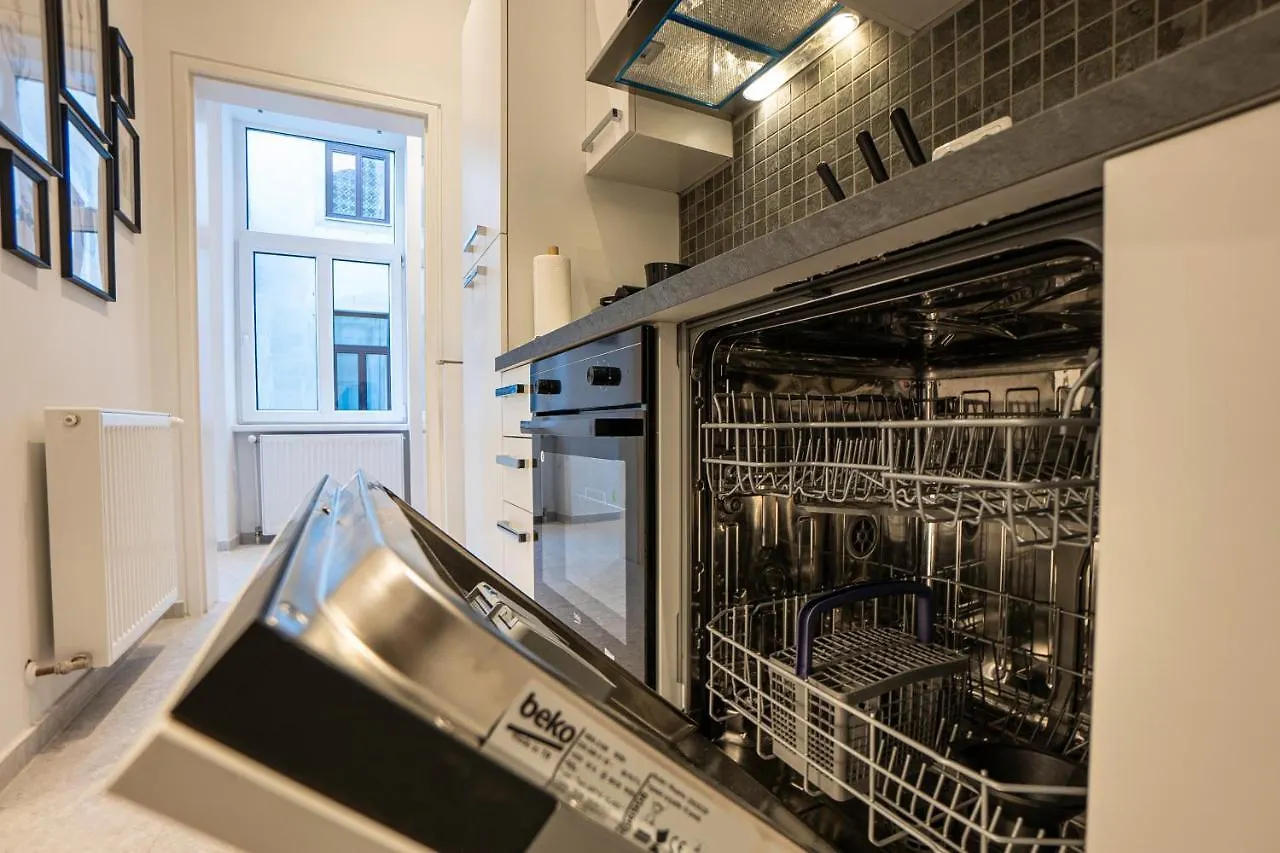 Experience Fresh Comfort In Our Brand-New Apartment In Vienna'S 17Th District Austria